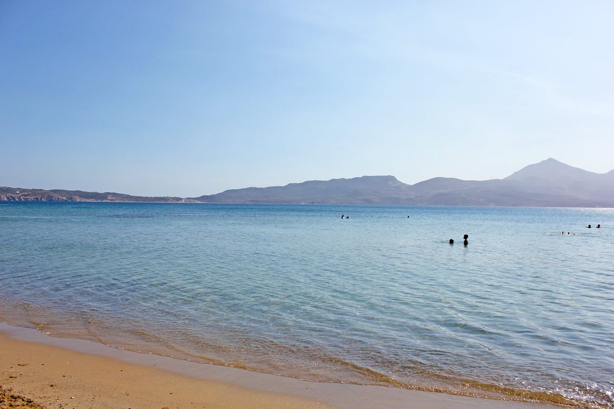 TraveltoMilos's tweet photo. Papikino beach, #Milos https://t.co/Ggo4FeSucu  #TraveltoMilos #Papikino #beach #Cyclades #holidaygr, passion for ☼ #Greece https://t.co/VYXBpRTpBY