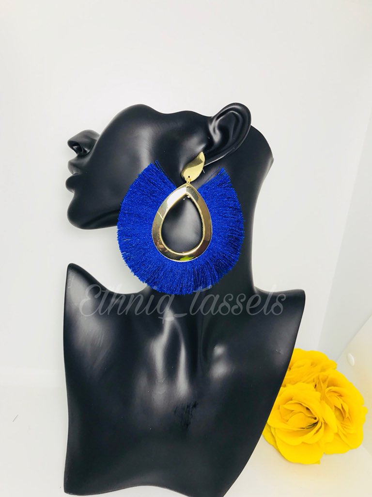 kweinorkie's tweet image. Contact @ethniq_tassels for these beautiful tassel earrings 🤗  Swipe 👉🏻
Call or WhatsApp 0507654705 to order #tasselearrings