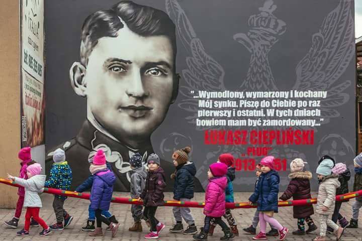 „Wymodlony, wymarzony i kochany mój synku. Piszę do Ciebie po raz pierwszy i ostatni. W tych dniach bowiem mam być zamordowany” Łukasz Ciepliński Młode pokolenie Polaków pamięta!!! #Niezwyciężeni #1marca #Niezłomni