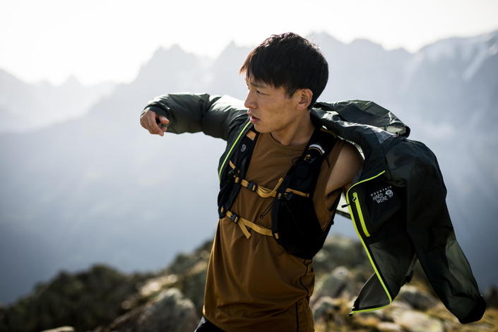 コロンビア スポーツウェア ジャパン Csj Magazine 上田瑠偉 トレイルランニング ギア18newアイテム紹介 監修アイテムも コロンビアモントレイル の今期の新作トレランシューズと 上田瑠偉 選手監修の マウンテンハードウェア の トレラン