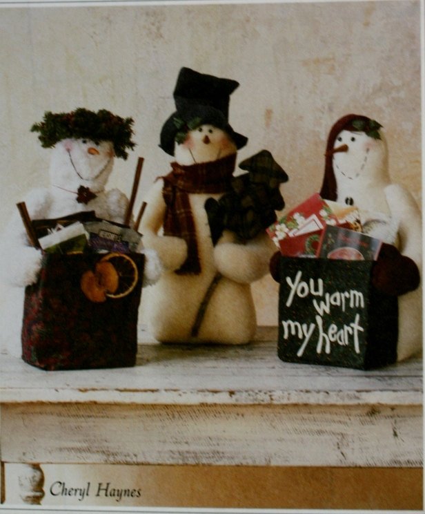 sueforgetmenot's tweet image. Craft Sewing Pattern Christmas 16 inch tall Snowmen McCalls 2380 UNCUT tuppu.net/714cc0f0 #BluetreeSewingStudio #Etsy #HolidayPattern