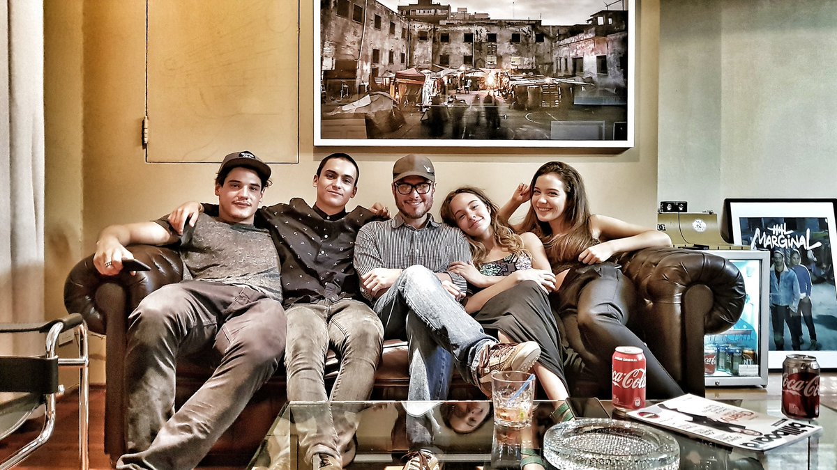 MaiteLanataMai's tweet photo. Vamooo la muchachada!!!
@martinorte83 @LenaNarvay 
#franrizzaro
#jeronimogio
#100DiasParaEnamorarse 
Pronto en @telefe ♥️♥️🤙🤙 https://t.co/csJ1x1SopE