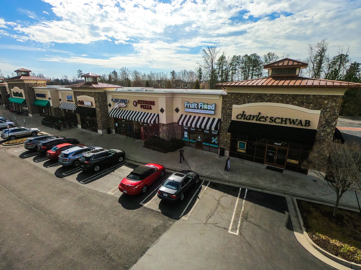FruitFixed's tweet photo. Drone shots from our Short Pump, Colonial Heights & Midlothian/Westchester Commons locations!
#FruitFixed #ShortPump #Midlothian #Chesterfield #ColonialHeights #Carytown #RVA #iPhoneRepair #SamsungRepair #iPadRepair #SmartphoneRepair #ComputerRepair #MacRepair #SmartWatchRepair https://t.co/B71Kh2rXVv