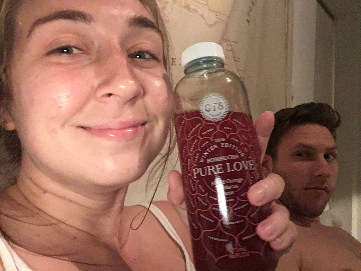 ShannonGaspar's tweet photo. #GTsPureLove celebrating my love (of bucha and Cammie!!) after a long night of work , stress, anxiety and grad school hw, we found this bucha gem at publix. tastes like the weekend getaway we desperately need!! #58moredaystilgraduation https://t.co/dKT9hvZAXO
