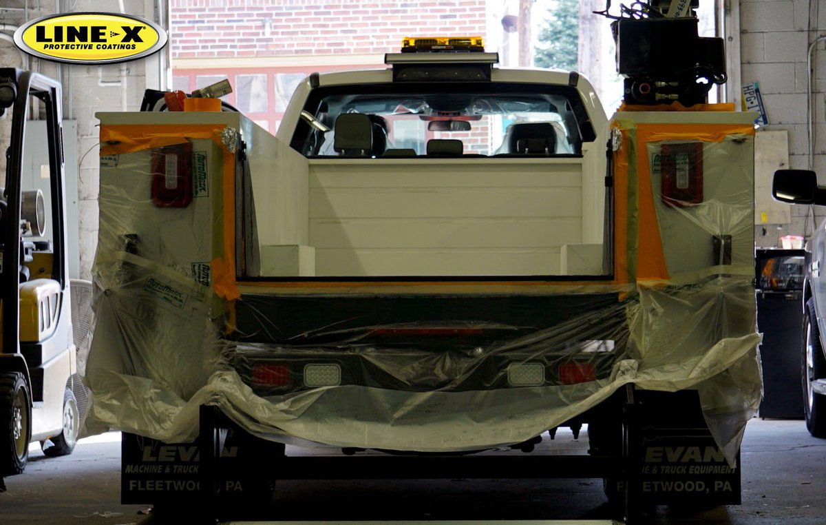 Line_X_Reading's tweet photo. Here is a glimpse at a job we did for Levan Machine & Truck Equipment! #levans #ford #linexprotectivecoatings #linex #linexprotects #utilitybed #trucklife #readingpa #truckequipment #bedliner @LevanMachineCo https://t.co/9ZiPg5YTUn
