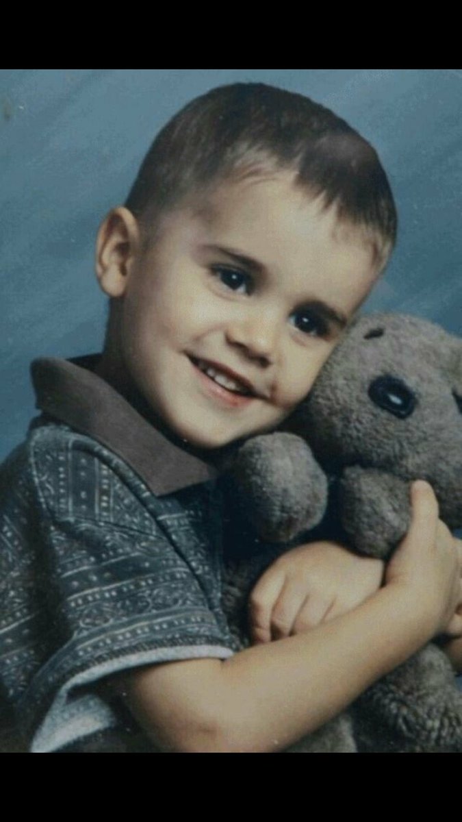 Justinbiebr05's tweet photo. #Bday #happybirthday #justinbieber https://t.co/w70TbU2phf