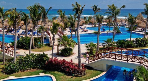 FaganJennell's tweet photo. US $936.00 GRAN BAHIA PRINCIPE TULUM RIVIERA MAYA ALL INCLUSIVE VACATION https://t.co/Fuu1IjyZlU https://t.co/YiTlo0UnXN