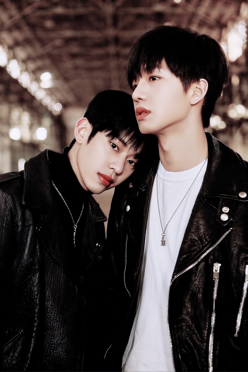 screwbar_'s tweet photo. 미세한 차이가 있습니다.. 취향별로 가져가시고 MXM하세요 😉
#MXM #김동현 #임영민

https://t.co/vdrxOzNnwv
https://t.co/HX4tuGQ8Uc
https://t.co/smRyAeBfPJ
https://t.co/4s39ZEv0aa https://t.co/ENBqr1lR99
