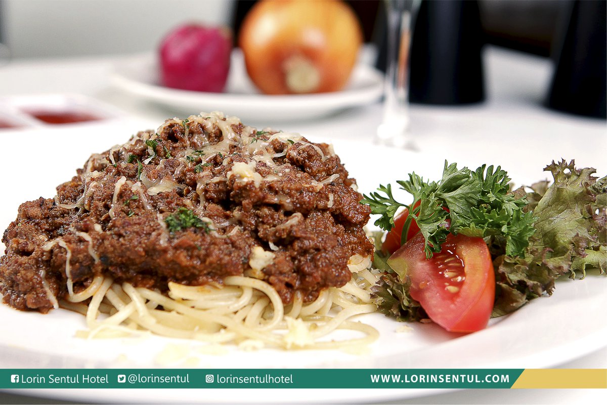 One of my favorite at Lorin Sentul Hotel, Spaghetti Bolognese with Parmesan Cheese 🍝
 ________________________________
 LORIN SENTUL HOTEL
 Sentul Circuit (exit Tol KM. 32)
 Phone : 021-8795.4000
 lorinsentulhotel.com
 ________________________________