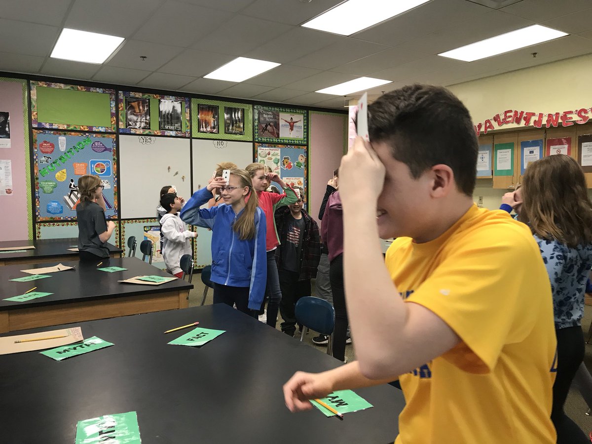 Students trying to understand how others feel.
#reedintermediate #facevalue