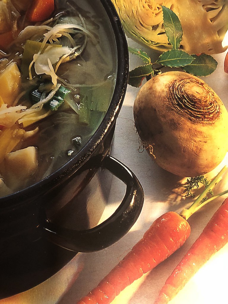 weightruth's tweet photo. Cooking vegetables can seem daunting if you're not used to making healthy food at home, but anyone can do it! The ROOT diet teaches you how to enjoy eating vegetables again - and lose weight. https://t.co/gQExjigVNP