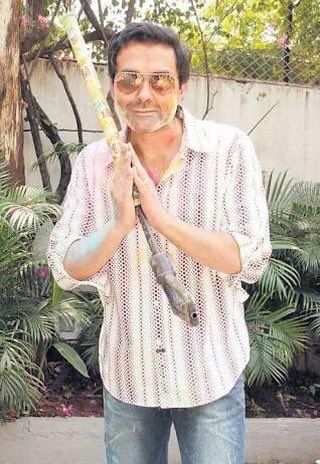 monishvster's tweet photo. #bobbydeol #FanForever #HappyHoli https://t.co/LKlma2bHrM