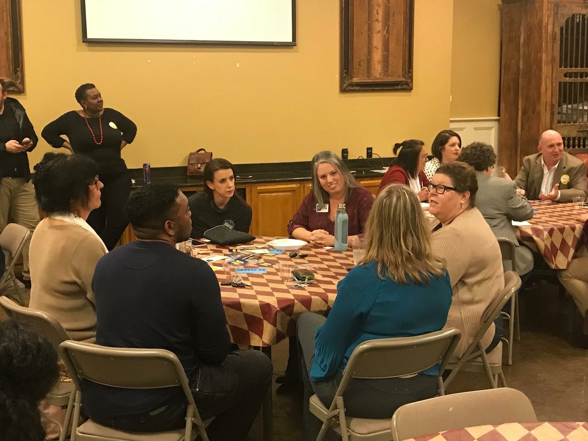 scampbell05's tweet photo. Talking politics with #Arkansans. We are #grassroots! Loving every minute of it! #CombsforAR @GwenCombs @maddow @chelseahandler #BlueWave #Democrat https://t.co/7RmZrwB1M8