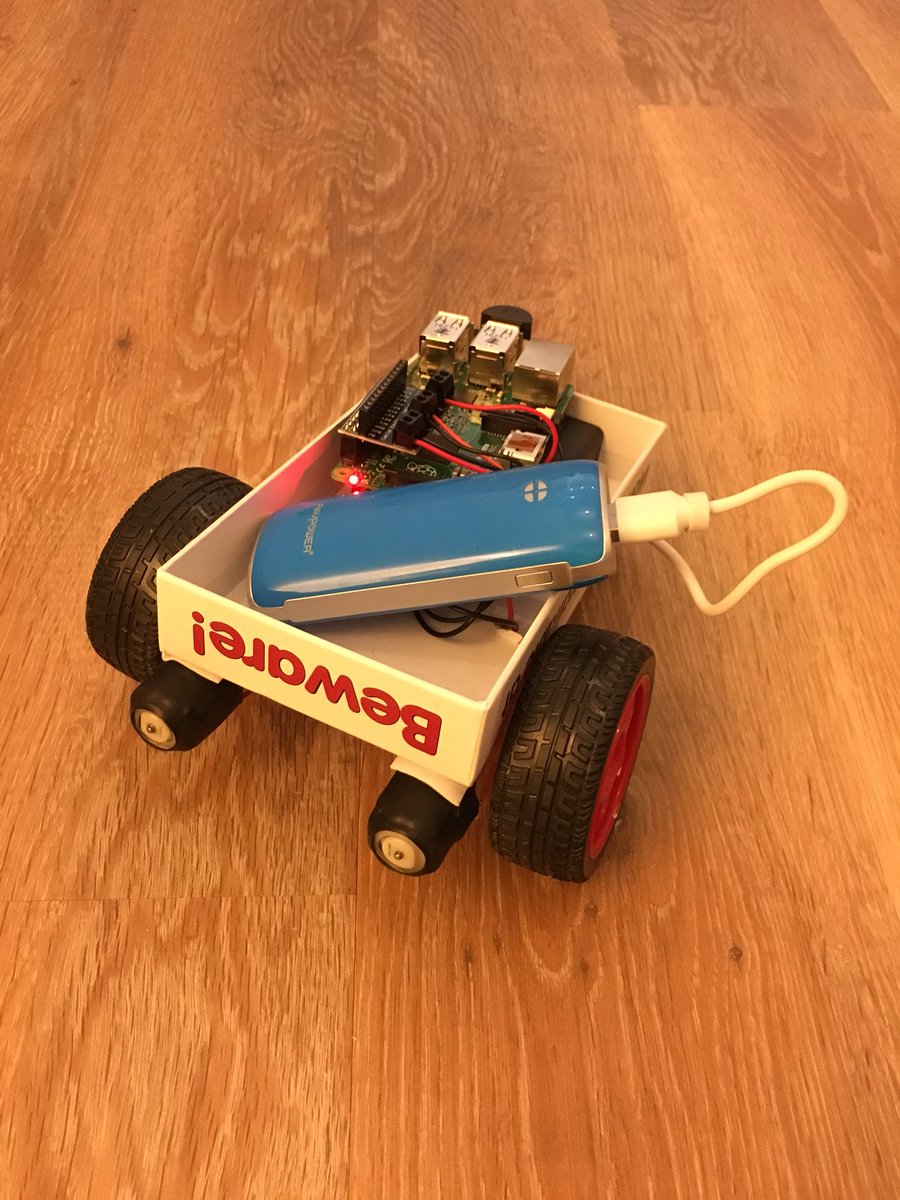 srinivasankh's tweet image. My “Hello World!” in robotics! Built from scratch. Getting ready for the great Raspberry Pi Jam birthday weekend! @Raspberry_Pi @LeedsRaspJam thanks to  @ThePiHut and  @CambridgeJam #RaspberryPi #RaspberryPiJam