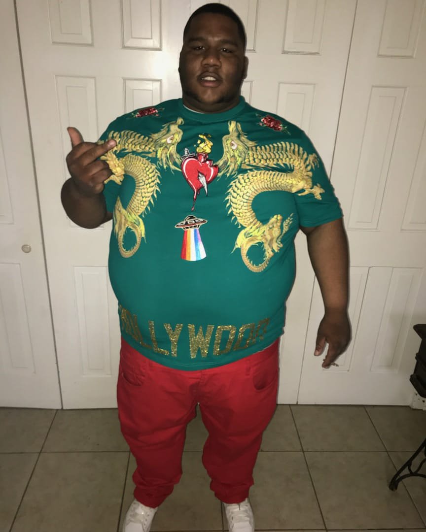 macteize74's tweet image. I'm Smoking Muscle Six Pack And Them #BigFacts 👕👖👟💪  MoneyBagg Yo Privet Party Type Shit We Was Lit All Night