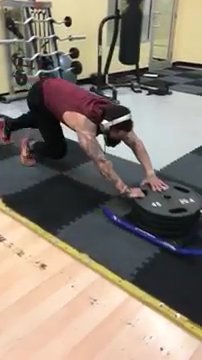 kbuddahtraining's tweet photo. Squats and Sled!
#FitnessMotivation #gymlife #squats #WorkoutWednesday #workouts
#kbuddhatraining #personaltrainer #weights https://t.co/8bDVKZg9hi