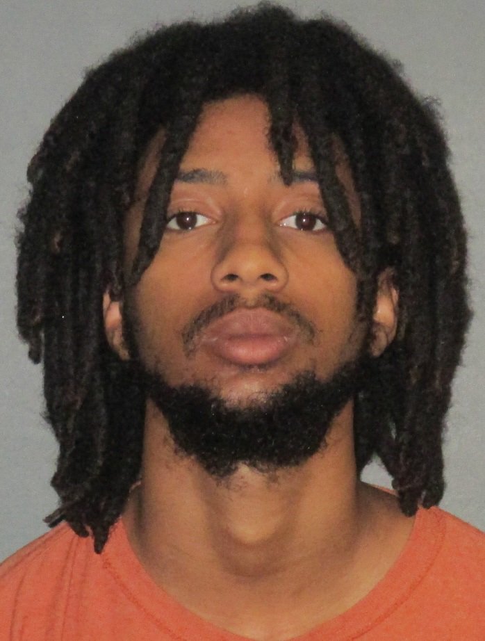 ScottieHunterTV's tweet photo. BOOKED: Both of the brothers charged in connection with the shooting death of 20-year-old Charles Bowah, 17-year-old Devin Harris (LEFT) and 18-year-old Kendrick Wesley (RIGHT) have been booked into the EBR Parish Prison. @WAFB https://t.co/4ARKtLCall