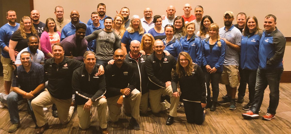 lifeatdeloitte's tweet photo. We closed our day by hosting the @DeloitteGov sponsored #AFTrials athletes for dinner. #DeloitteSupports the @AirForceAssoc Wounded Airman Program proudly! https://t.co/vJ1j6u8atF
