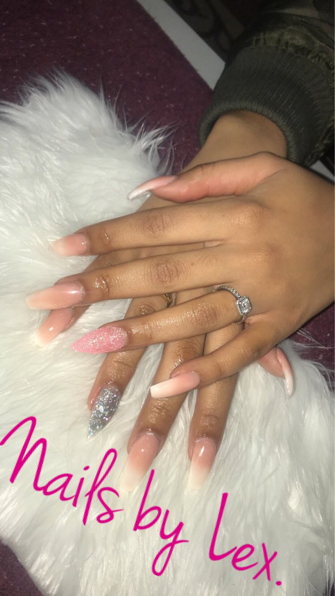 Darnaeeee's tweet photo. Book me. Follow @ _nailsbylex on Instagram 📸✨💅🏽 https://t.co/gWyM5jrLed