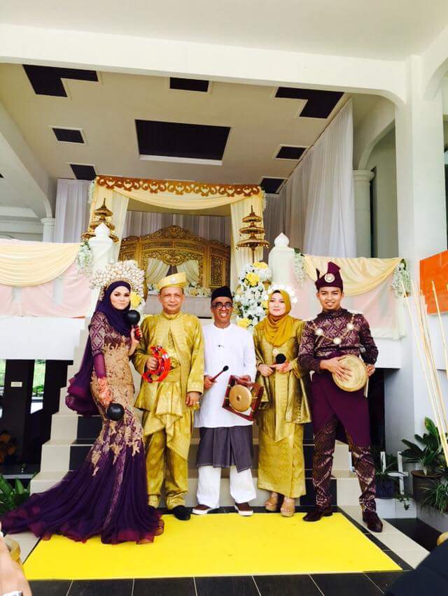 KerianResort's tweet photo. hye uolss..cuti sekolah bulan 3 dah nak start nie..sapo2 hk penim nak pilih tempat untuk wedding boleh wasap sis yea..
https://t.co/VgDxPDihGK
https://t.co/VgDxPDihGK https://t.co/na8NeKqa6m