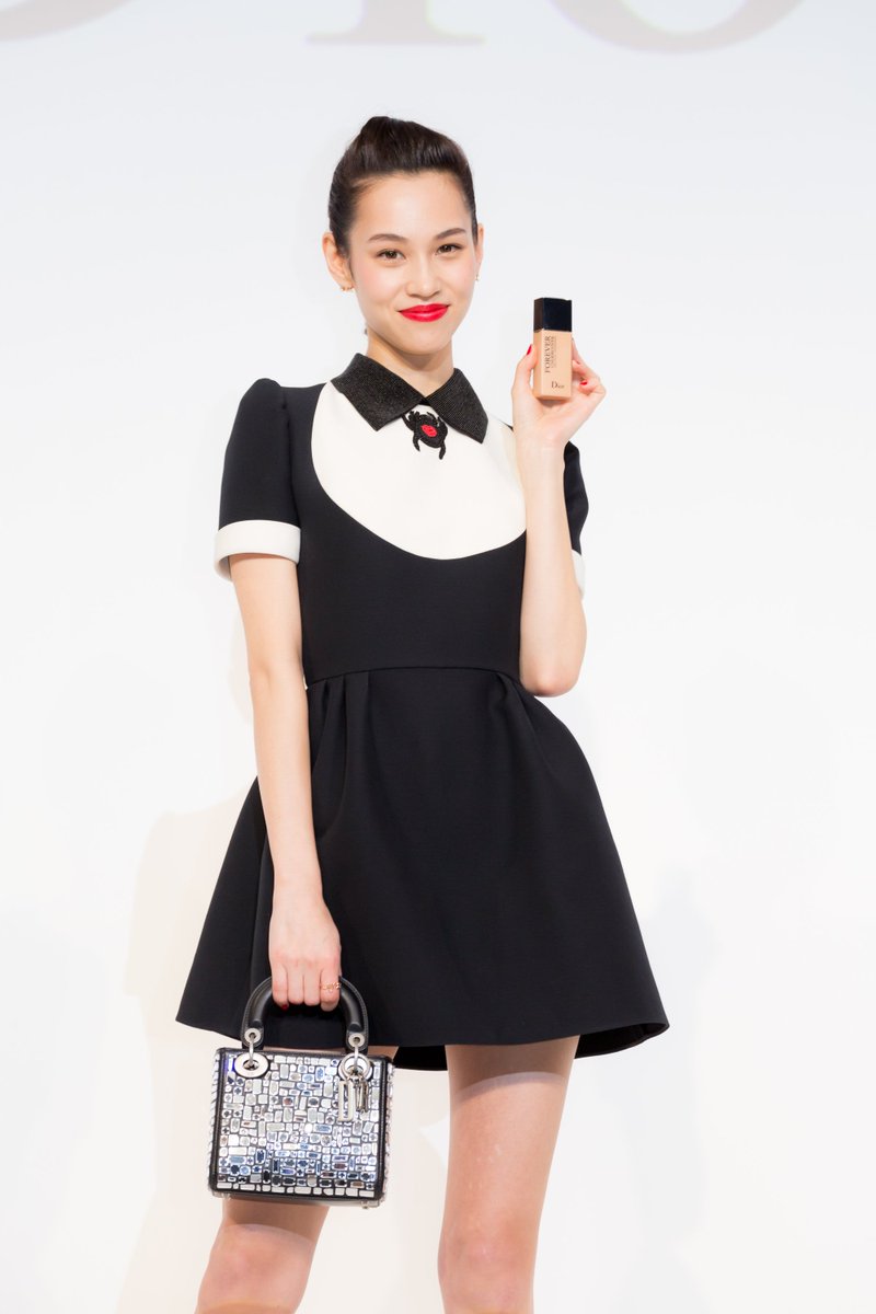 fashionsnap's tweet photo. 水原希子が「ディオール ビューティ」初のアジアアンバサダーに就任 https://t.co/YeRexdOcHT #水原希子 #Dior @kikoxxx https://t.co/6mYQFIzJMg