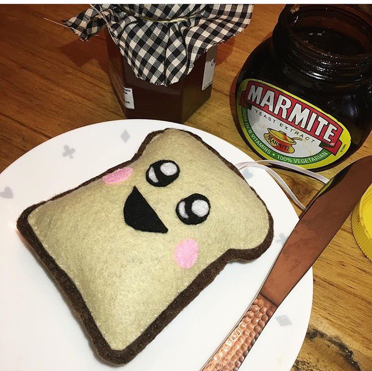 piglyandbumble's tweet photo. Cheeky toast plushie #toast #bread #cutetoast #cute #cutebread #kawaii #loaf #marmite #hangingdecoration #plush #novelty #gift #mothersday #breadlover #etsy #etsyseller #crafts #maker #makersgonnamake #insta #instagram #instagood #instadaily instagramer #instagramhub https://t.co/hGc1xOmmix
