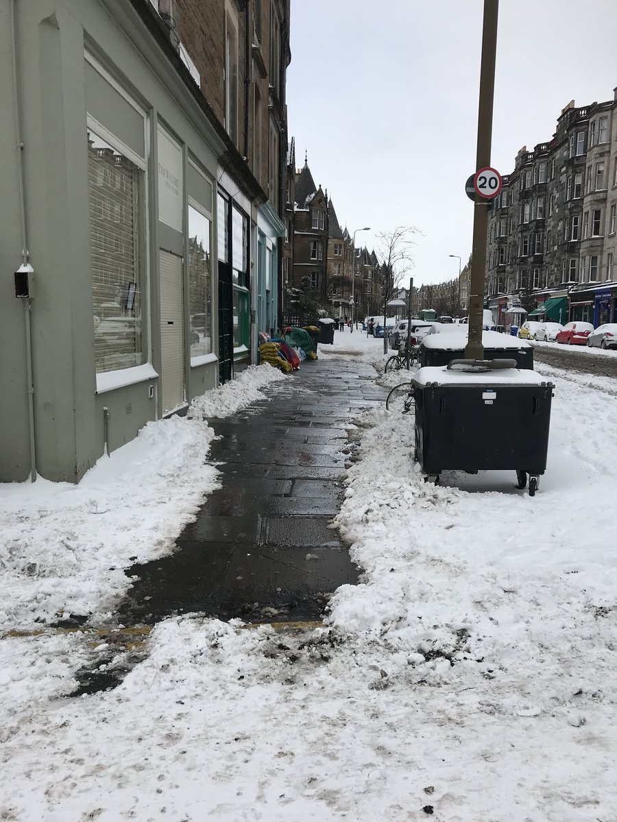 MarchHardware's tweet photo. And weβve cleared the pavements #doneourbit https://t.co/Qk6XWSIptB