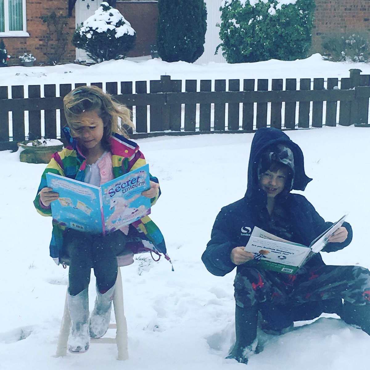 cerys2579's tweet photo. @stannesworksop Happy World Book Day 📚 #weloveourschool #bestschoolever https://t.co/fTykk2amhb