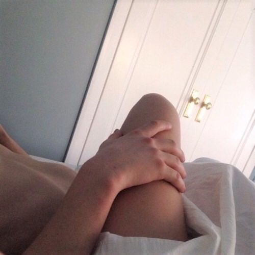 fenrysholt's tweet photo. « I came here with a load and it feels so much lighter now I met you » https://t.co/0pyhuOzo3O