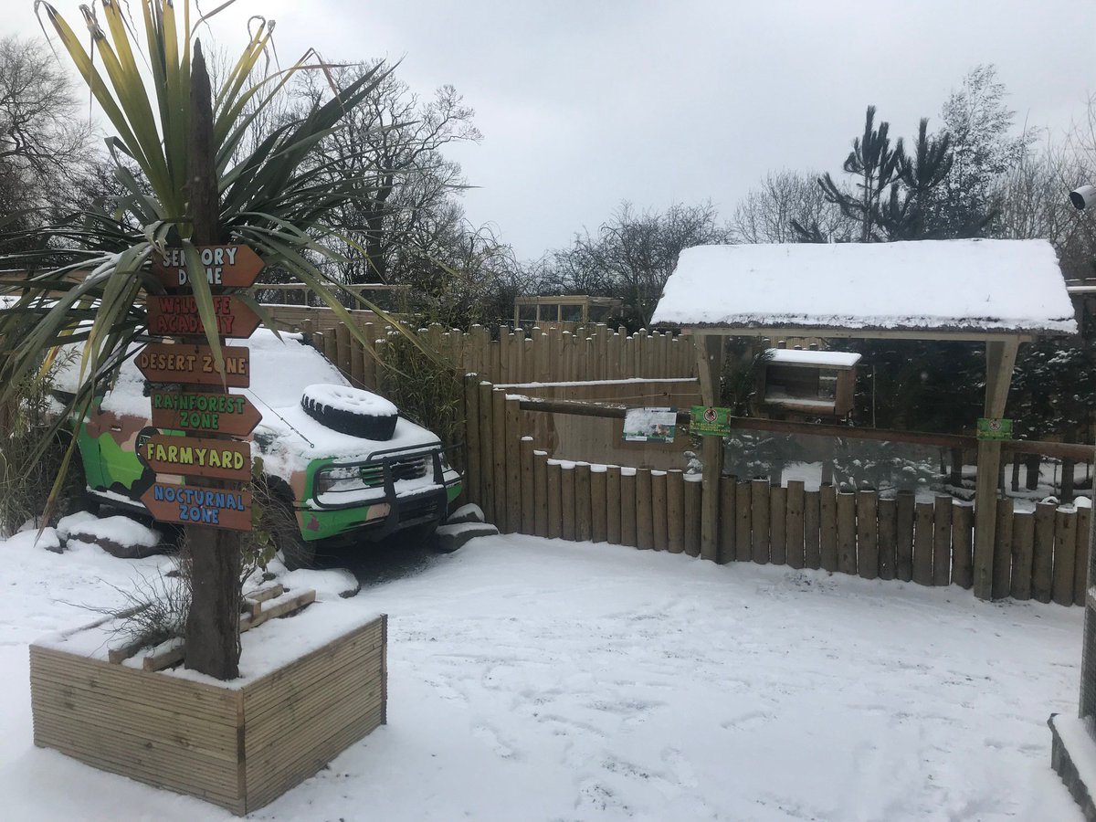 ZOO CLOSED 
Due to Snow and extreme cold temperatures the zoo will be closed...
Today: March 1st
Tomorrow: March 2nd
Out paths are super slippy and we need all our keepers caring for our animals and making sure they are warm and happy during this extreme cold snap.
Please share