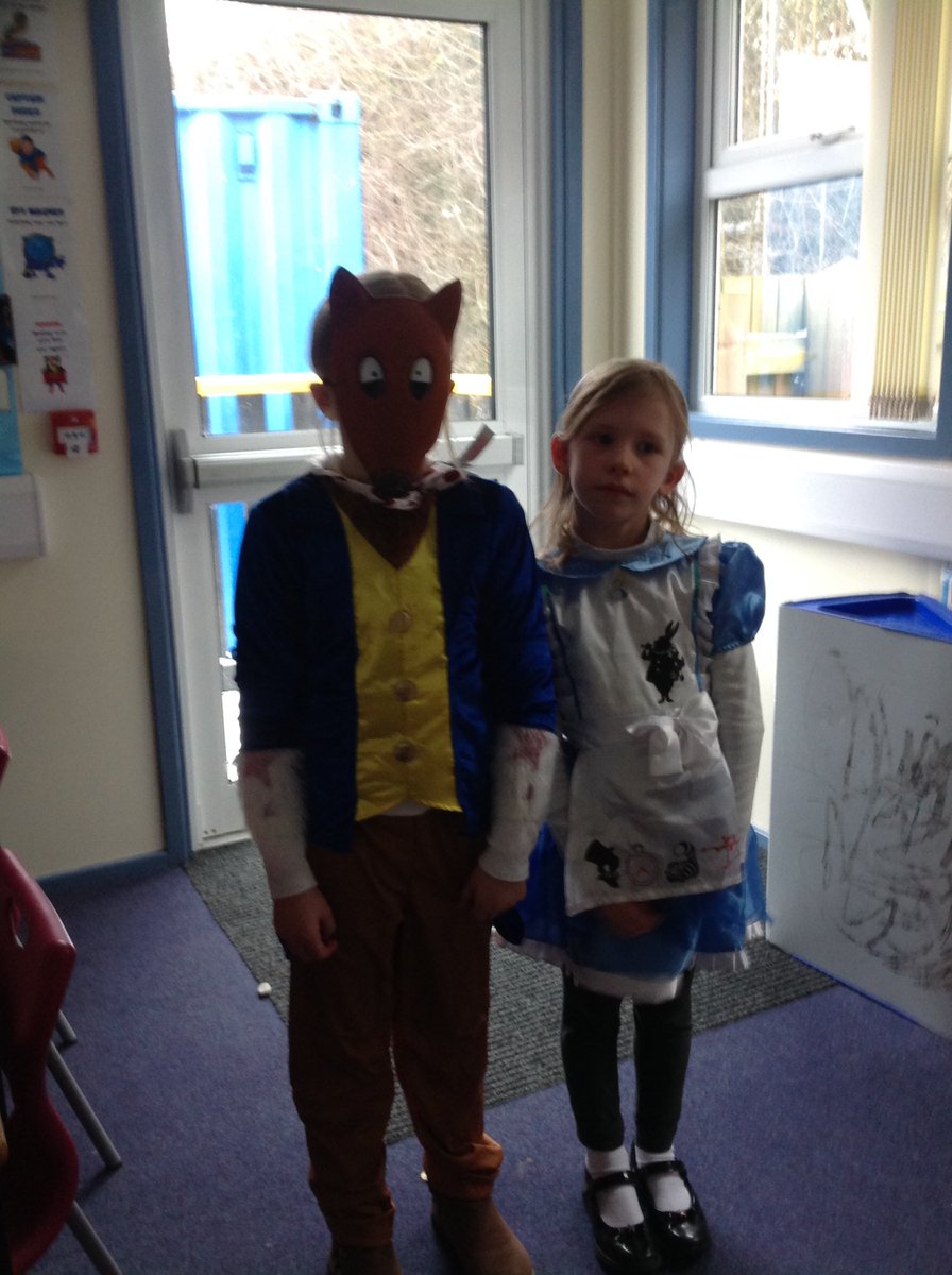 mbk_y2's tweet photo. World book day in Squirrels📚 https://t.co/knQ4oFoXkI