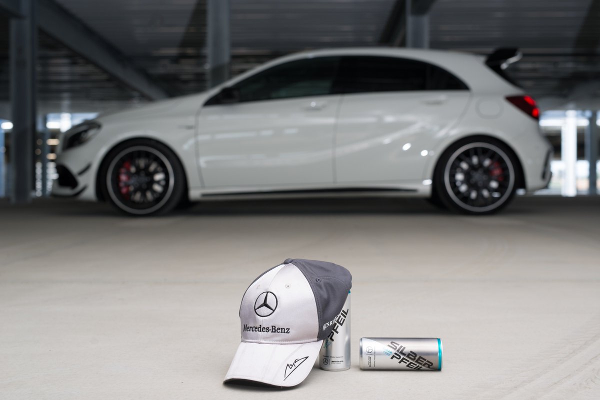 Silberpfeil_ED's tweet photo. Better park the car in the garage at these temparatures π°
#silberpfeilenergydrink #sugarfree #itscold #wheniswinterover #stayenergized
πΈ Harry Habeh for #mbsocialcar | Mercedes-Benz https://t.co/Fy4ozodIpX