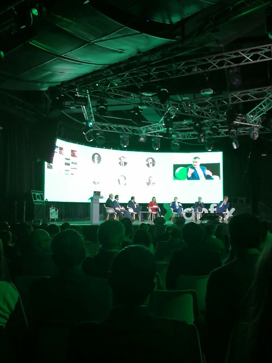 iusTime's tweet photo. La tecnología nos tiene que ayudar a dar soluciones y alternativa para mejorar el servicio a nuestros clientes @iusTime #InnovacionSocial #anfixconnect https://t.co/brovsCRCme