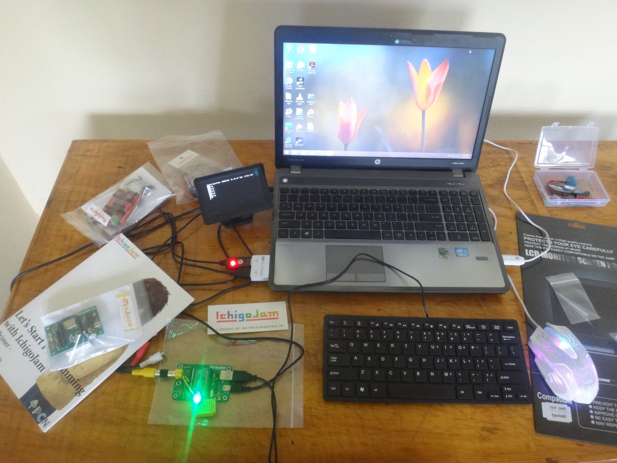 creativity_rw's tweet photo. Children’s Creativity Lab #Rwanda https://t.co/jiEegwsmlk #Engineering #Programming #robotics #innovators #makers https://t.co/RzE0ilfFn2