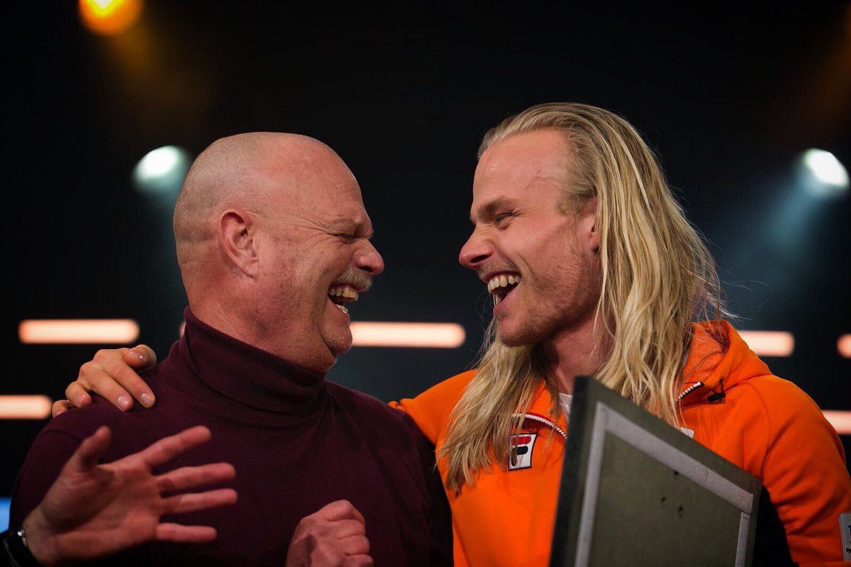 verweijkoen's tweet photo. On stage with a bronze medal and a golden guy. Thanks dad for your infinite support! https://t.co/ad8SbV64rs