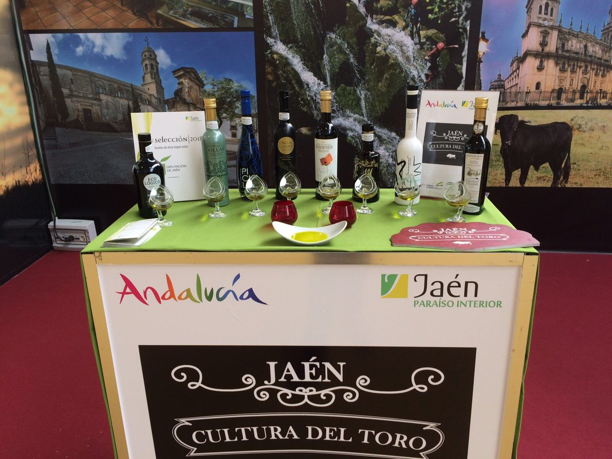 scalaeventos's tweet photo. Azafatas Scala estará presente en #FeriaMundialdelToro #Olivenza @dipujaen @TurismoDeporAND #promoción “Jaen Cultura del Toro” de la mano de #quercusxxi #azafatas #toros #eventos #ferias #personaleventos https://t.co/IidLyHlT3G