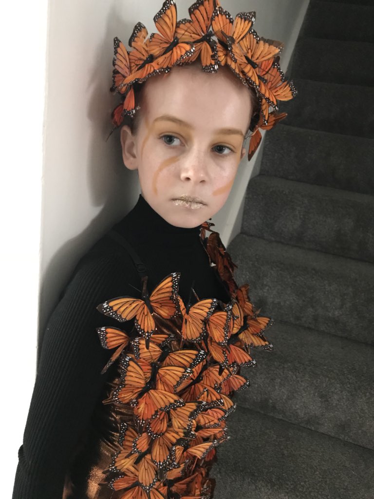 Fearnesfriend's tweet photo. All ready for world book day.  Effie Trinket.  #WorldBookDay costume #shouldbeamodel #handmade https://t.co/rAXjhe0nm5