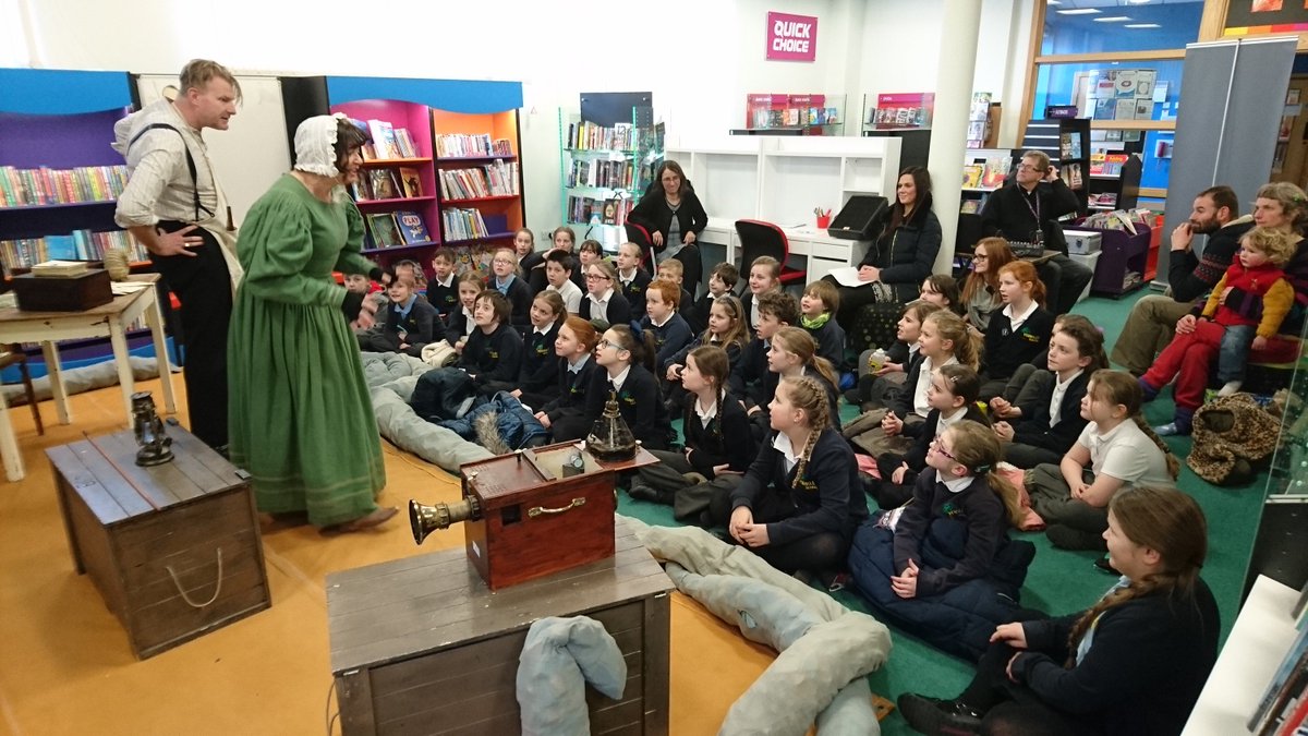 gloslibs's tweet photo. More fabulous photos of our Mary Anning Fossil Depot performing in Coleford Library yesterday -thanks to brilliant @AsOneTheatre #Despitetheweather βοΈπ¨οΈβοΈπβ€οΈ https://t.co/BzIWWDN9vG