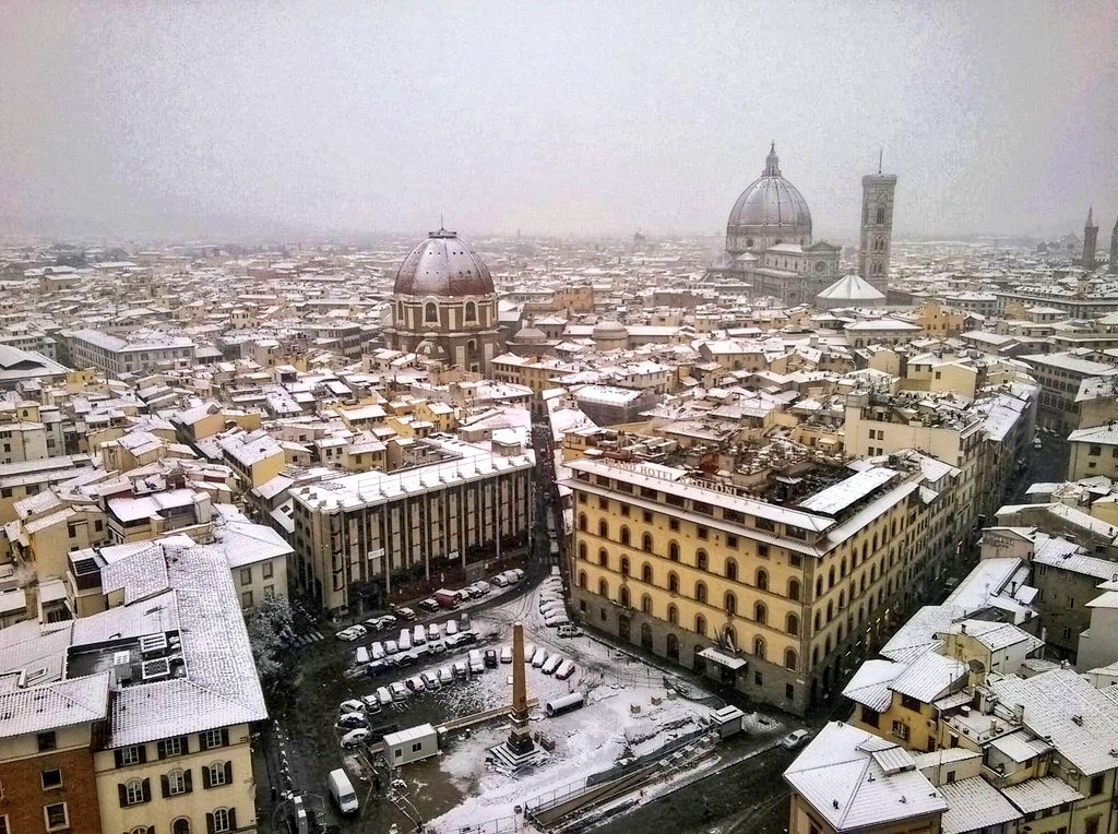 santamarianovella tweet media