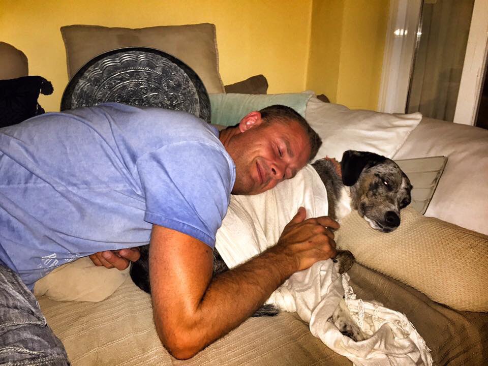 Richard_Durand's tweet photo. #tbt Sweet dreams with this little cutie! :) #trancedog #ibiza https://t.co/gJB2pVBCtW