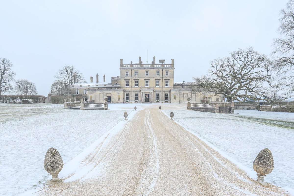 SomerleyEvents's tweet photo. Just a light dusting of the cold stuff today at Somerley.

Images thanks to the wonderful @Matt_Pinner (Dorset’s leading Landscape Photographer).

#snowday #beastfromtheeast https://t.co/8q5dMj6Dm0