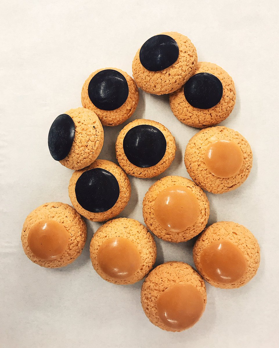 Days like this you want to wrap up at home with a box of choux buns and a cup of tea. Nip into <a href="/Fortnums/">Fortnum & Mason</a> to make that happen ☺️