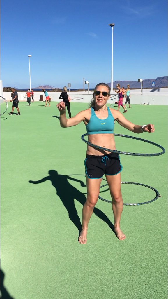 anitacfuller's tweet photo. @clublasanta We really enjoyed hoolahooping fun back in December @mburdalo @Diegoserca https://t.co/jGez4nIiv9