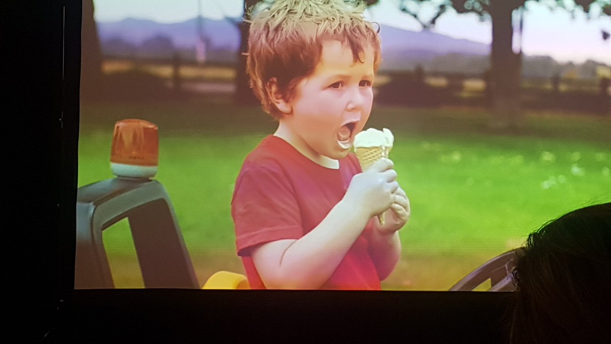 BakerRachie's tweet photo. Love the @OGreenan family on the @NZDairyAwards @DairyNZ video! #icecreamlovers #passionforprogression https://t.co/VUd5sYgtS3