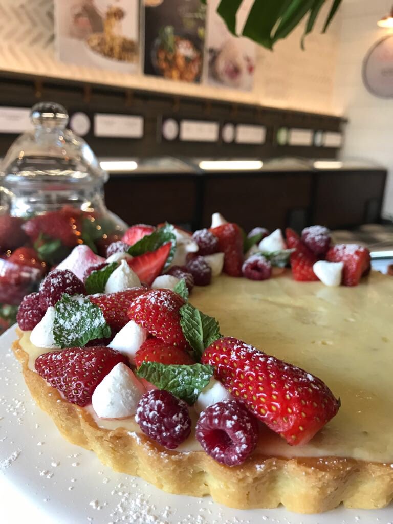 We’ve got dinner sorted... Think delicious homestyle meals and tasty desserts too! Pop into our flagship Dainfern Square store today or head online: frozenforyou.co.za  #FrozenForYou