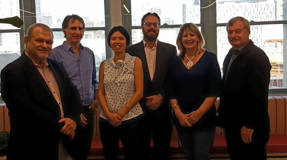 Pierre_Muk's tweet photo. Great to hold discussions on drought and integrated water planning at #ISF with delegation from Western Cape Gov (South Africa) https://t.co/rUUuX8Hiz4