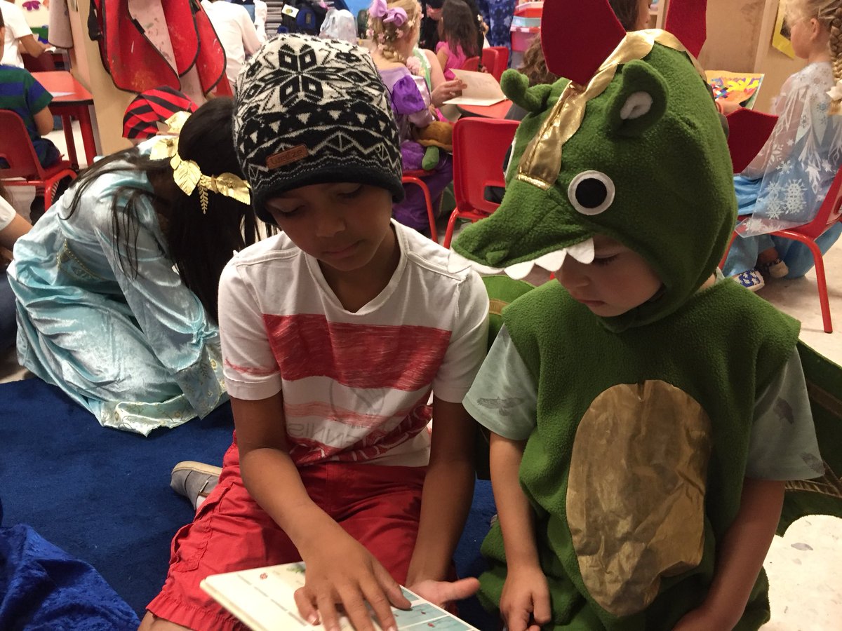 JPS_Year6's tweet photo. World Book Day with FS1B #JPSyear6 #JPSfs1 #JPSenglish https://t.co/6VpmK7qGwl