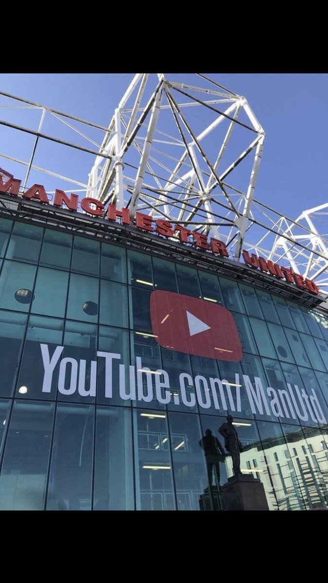GroutAlex's tweet photo. Man United waited 13 years to launch their own @YouTube channel, and this is how they launch it... #ManUtd #marketing #media https://t.co/Jbu7NdhHbo