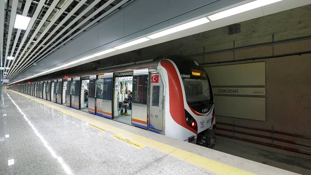 Marmaray ile güzel bir gün dileriz. 
#TCDDTaşımacılık #UDHB #YHT #Marmaray