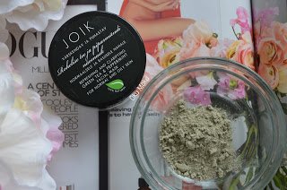Pink_Frenzy's tweet image. I love Joik powder masks and this one is so good when you have skin troubles! goo.gl/u554Ba

#naturalbeauty #facemask #powdermask #Joik #madeinestonia #review #ÖkuMöku #skincare #skincarelover #skincareaddict #beauty #beautyreview  #beautyjunkies #bbloggers